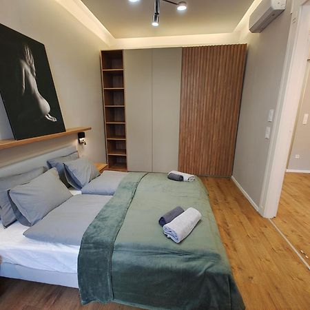 City Center 2, Cozy And Modern 2Br In The City Center ブダペスト エクステリア 写真