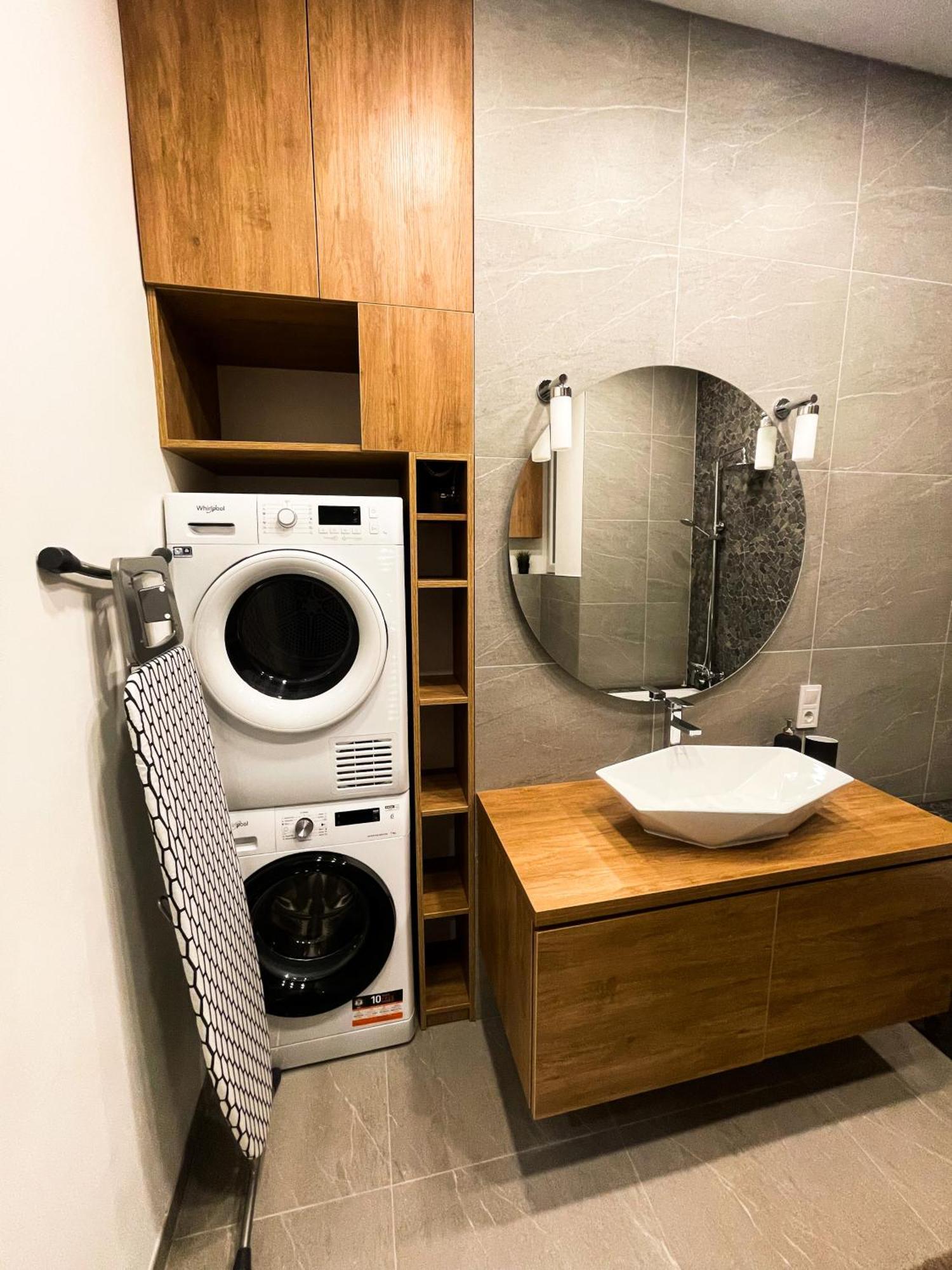 City Center 2, Cozy And Modern 2Br In The City Center ブダペスト エクステリア 写真